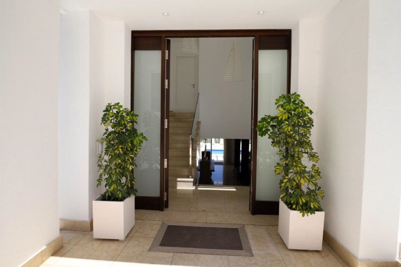 Luxury Villa close to the Golf Course