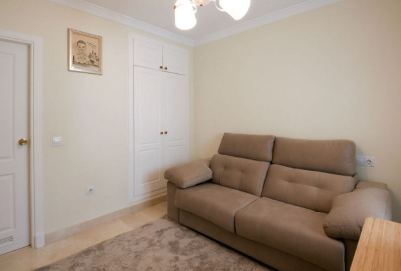 IMPRESSIVE APARTMENT CLOSE TO THE BEACH