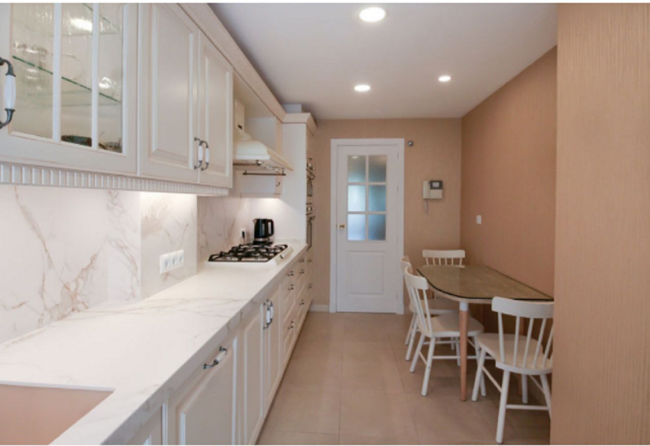 IMPRESSIVE APARTMENT CLOSE TO THE BEACH