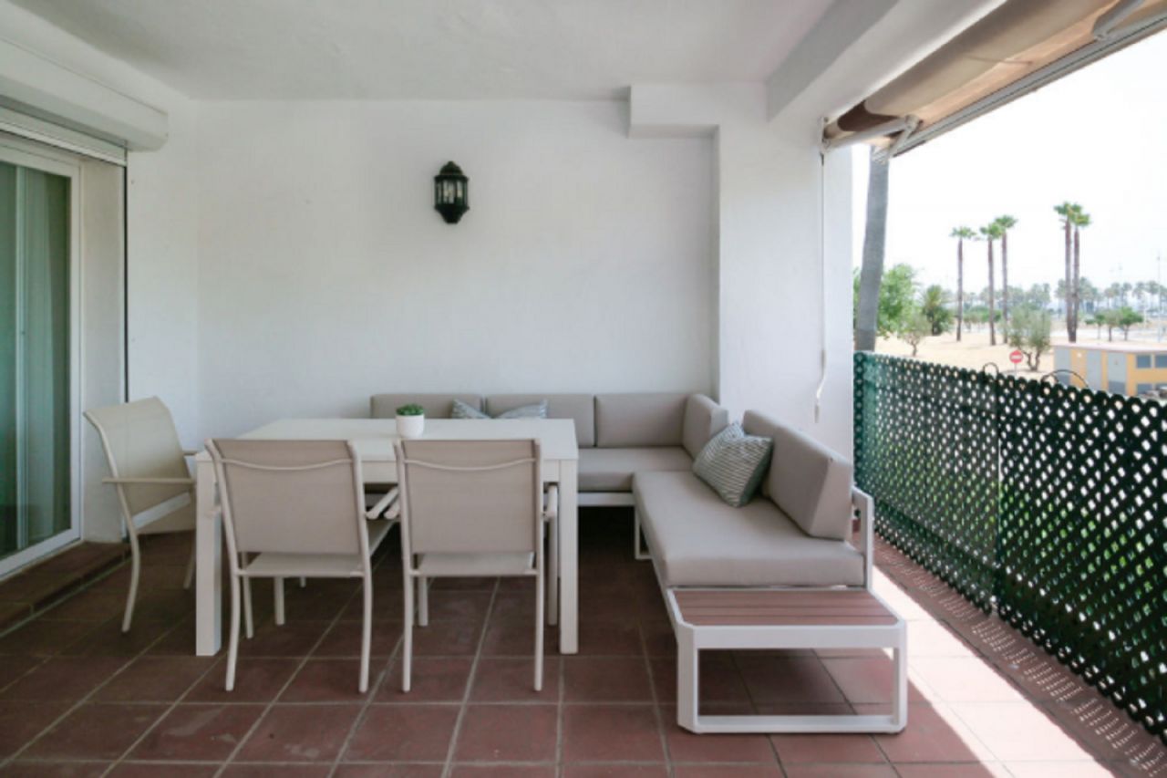 IMPRESSIVE APARTMENT CLOSE TO THE BEACH