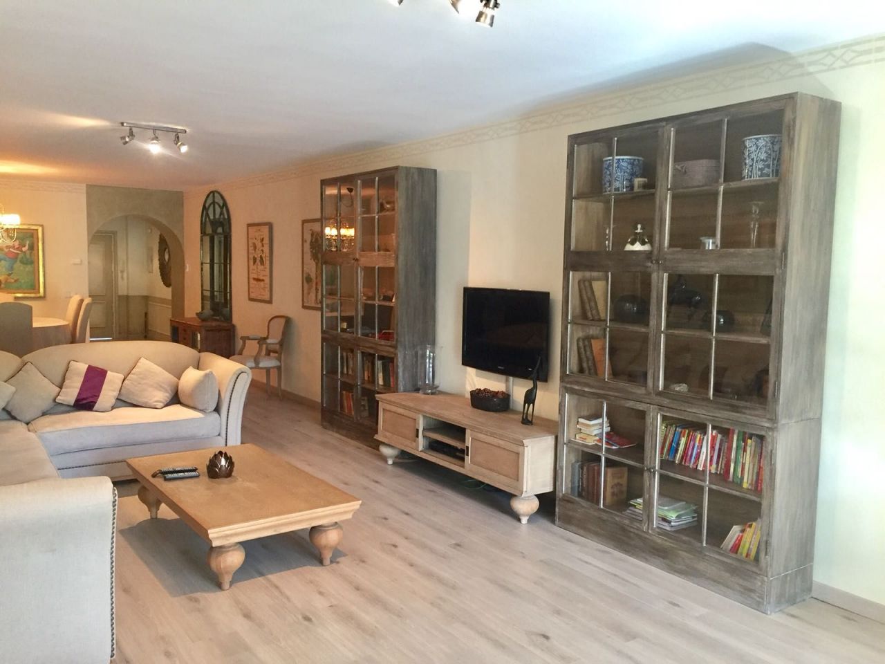 Amazing 1st Line Beach Apartment in Puerto Banus