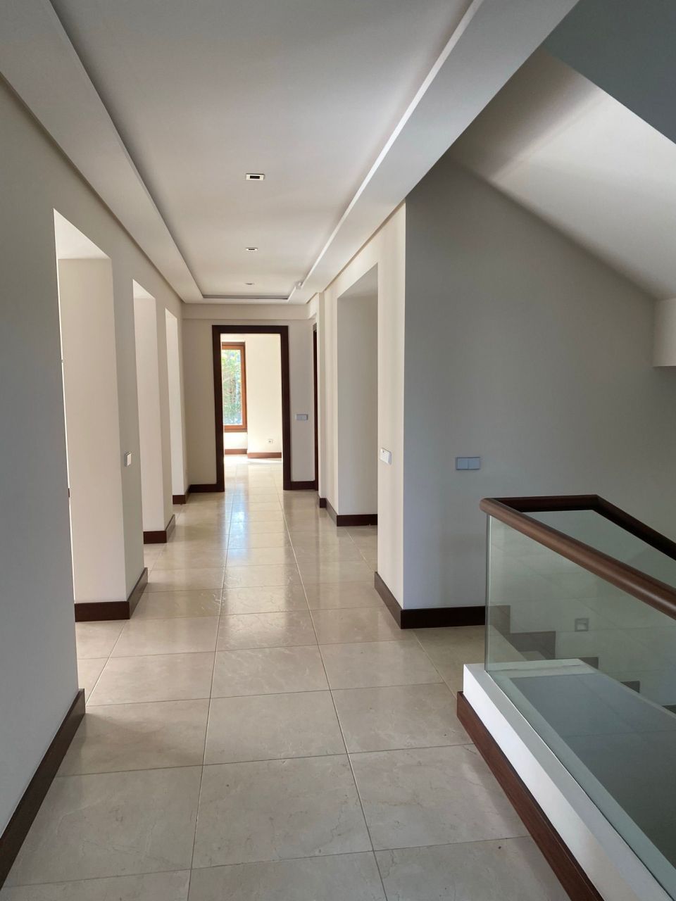 FABULOUS VILLA IN ALTOS DE LOS REALES