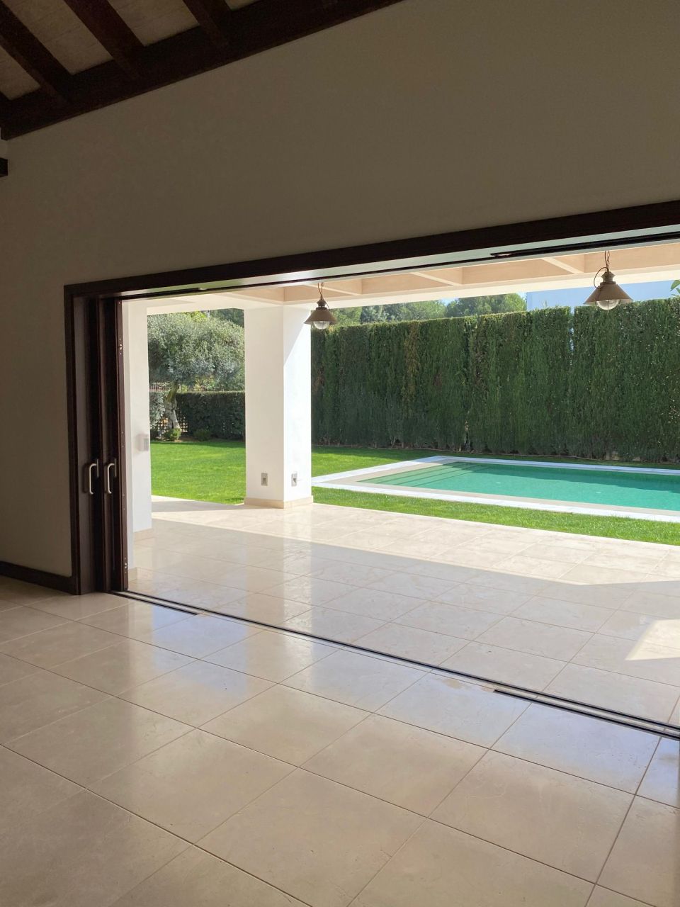 FABULOUS VILLA IN ALTOS DE LOS REALES