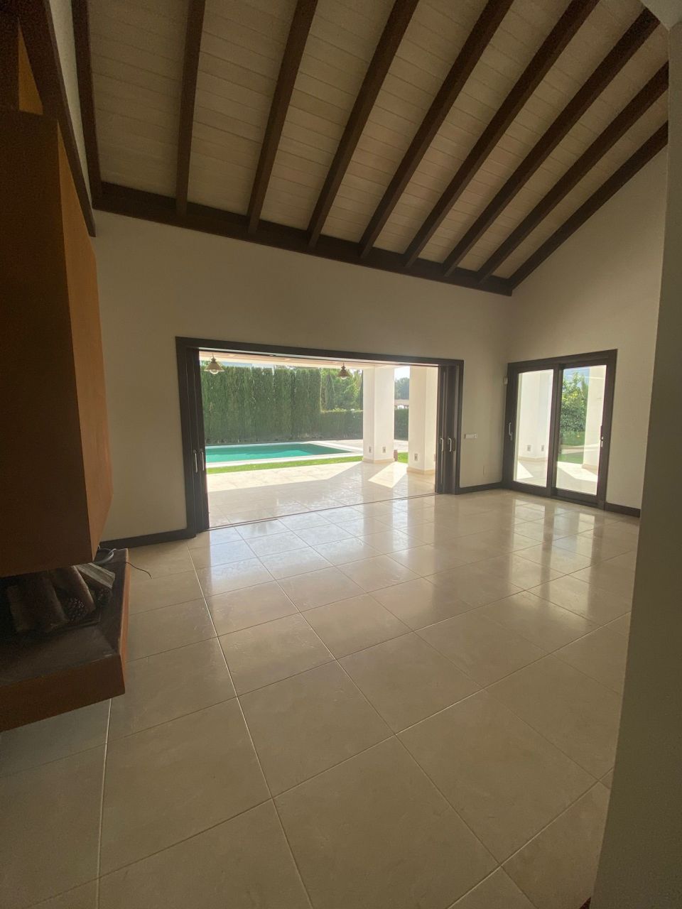 FABULOUS VILLA IN ALTOS DE LOS REALES