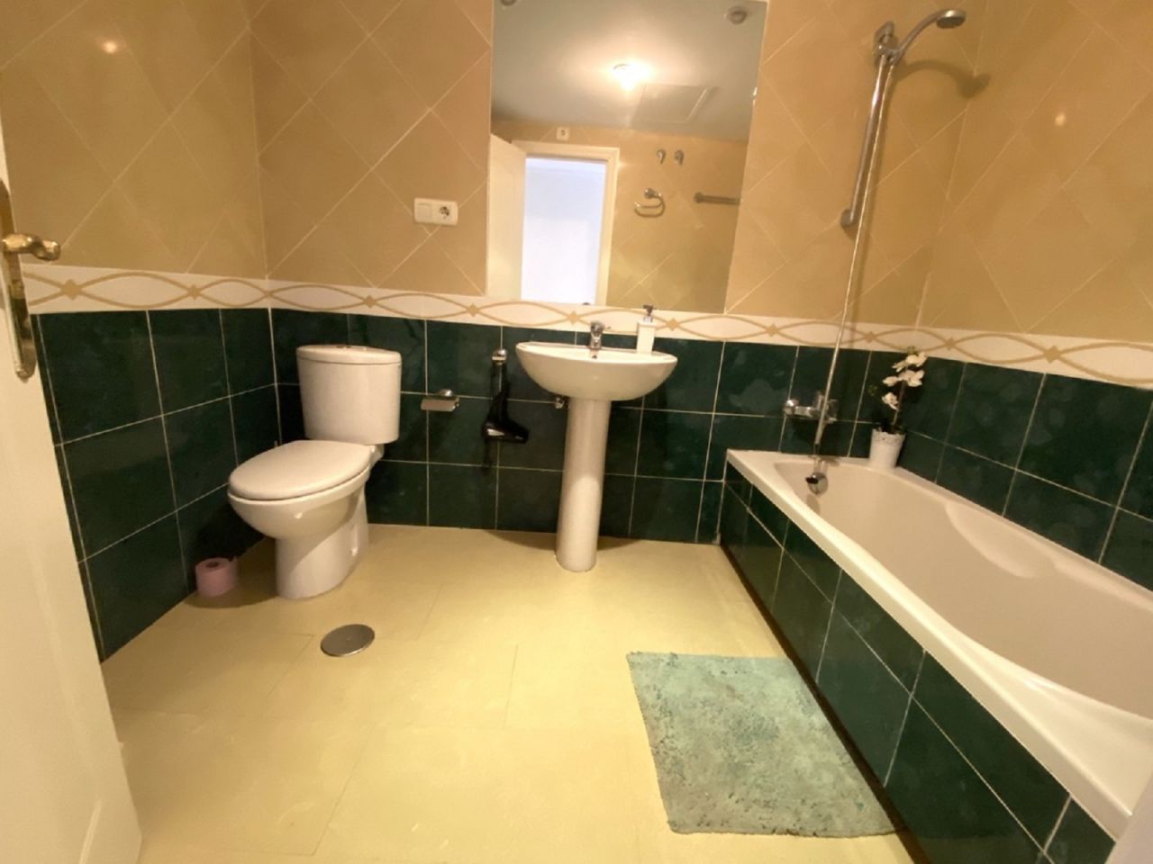 LUXURY APARTMENT NEAR PUERTO BANUS