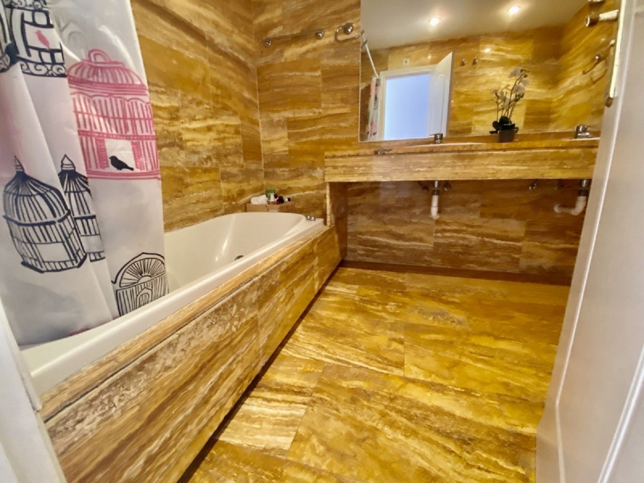 LUXURY APARTMENT NEAR PUERTO BANUS