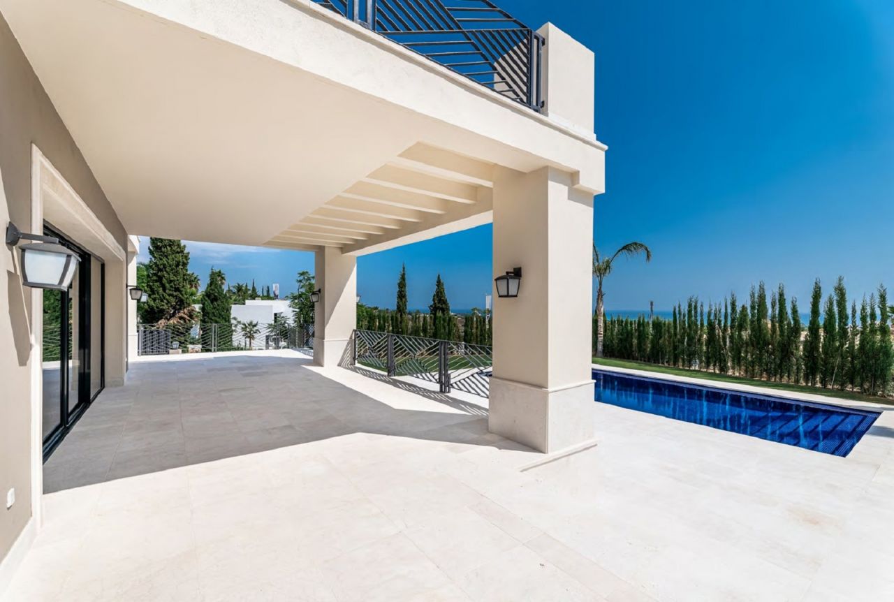 AMAZING LUXURY VILLA WITH SEA VIEWS