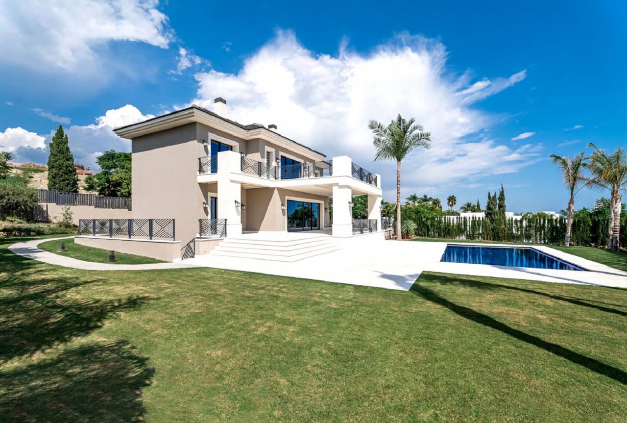 AMAZING LUXURY VILLA WITH SEA VIEWS