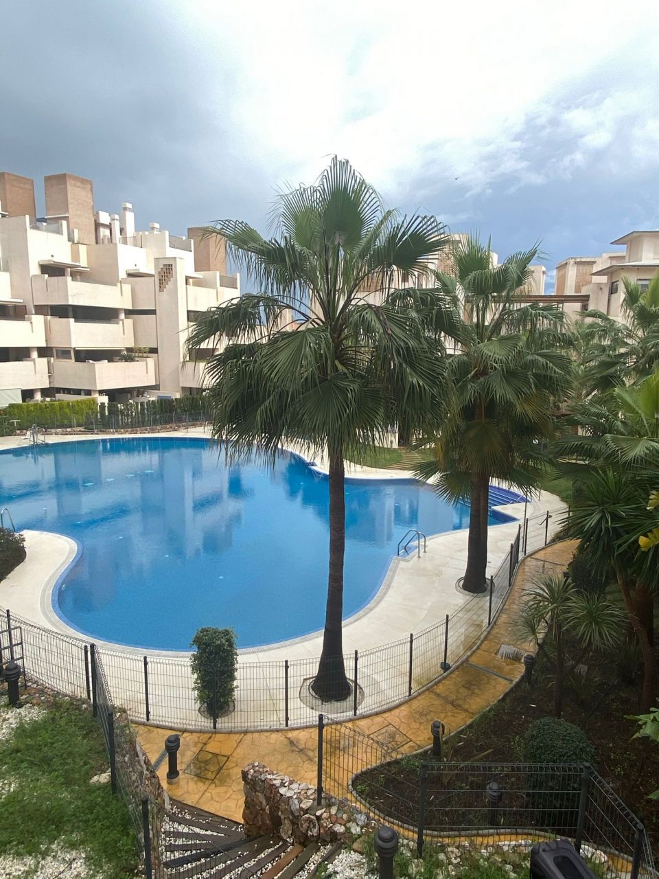 Beachfront apartment in Estepona
