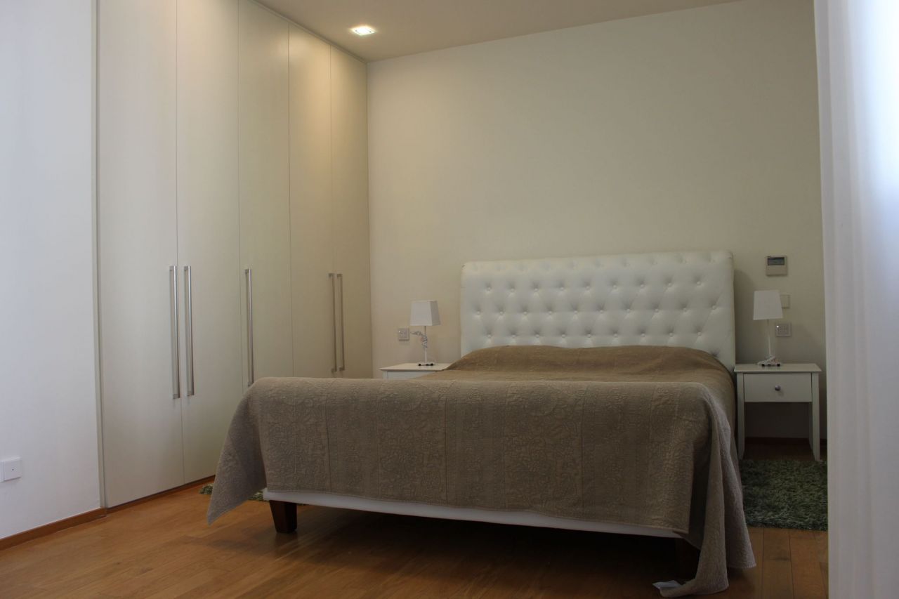 CONTEMPORARY STYLE HOUSE IN SIERRA BLANCA