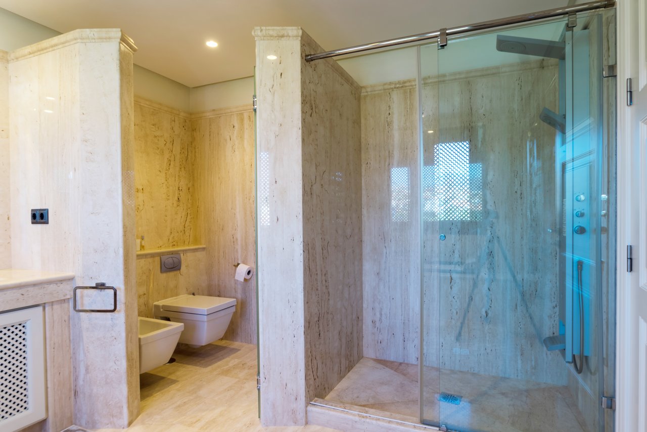 FIRSTLINE BEACH DUPLEX PENTHOUSE