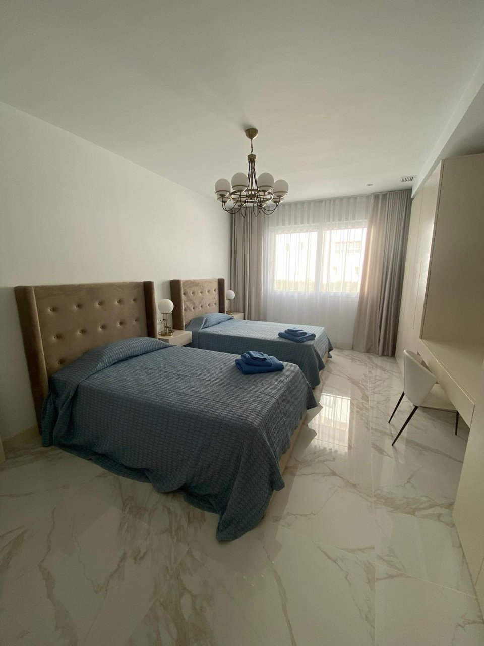 Luxurious Frontline beach Apartment