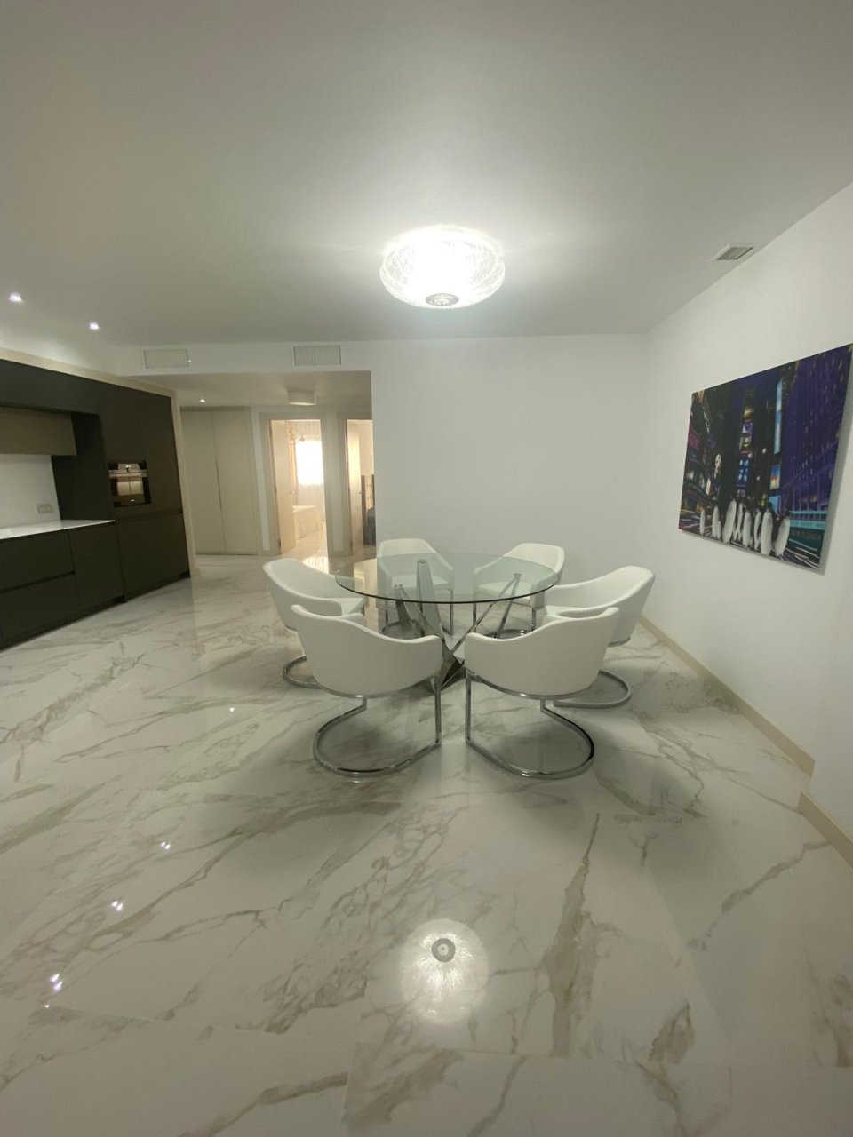 Luxurious Frontline beach Apartment