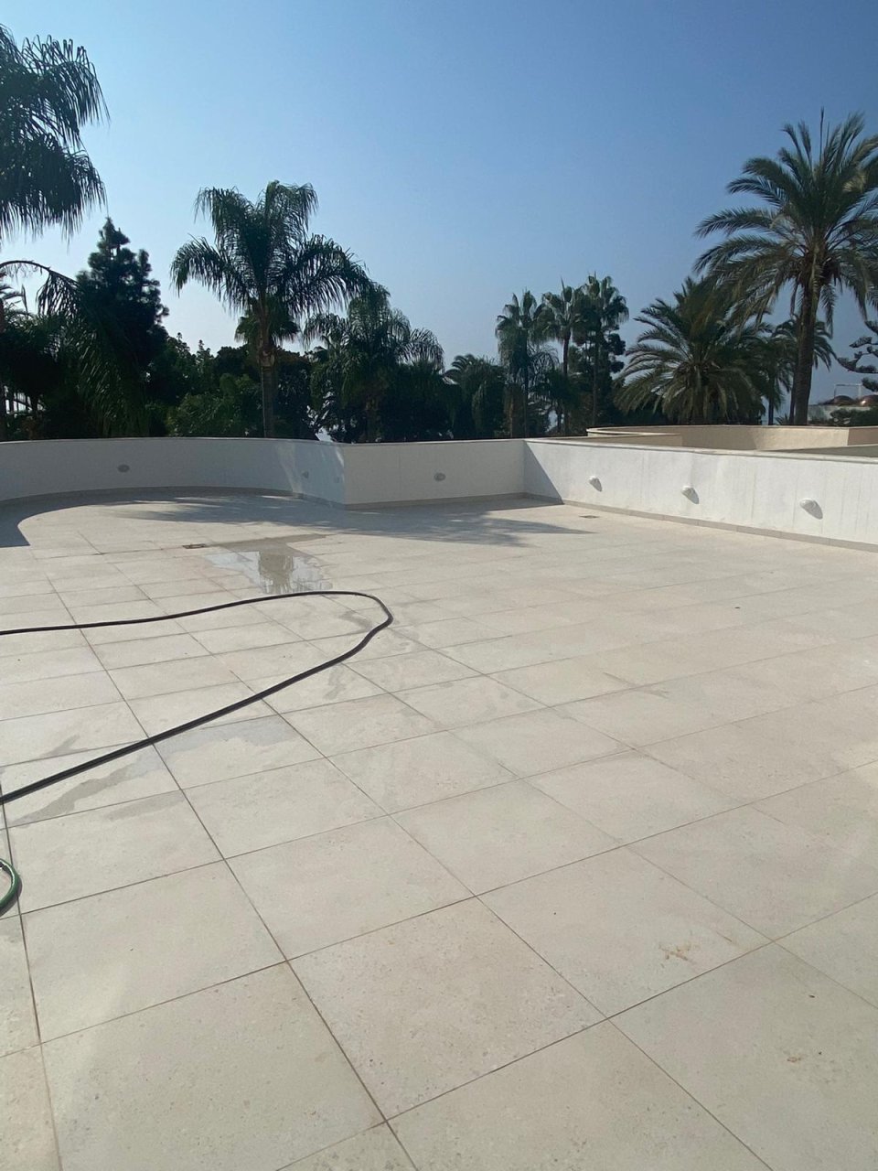 Luxurious Frontline beach Apartment