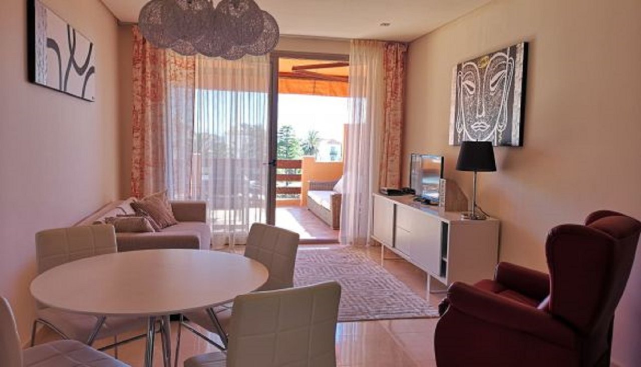 COZY APARTMENT IN NEW GOLDEN MILE