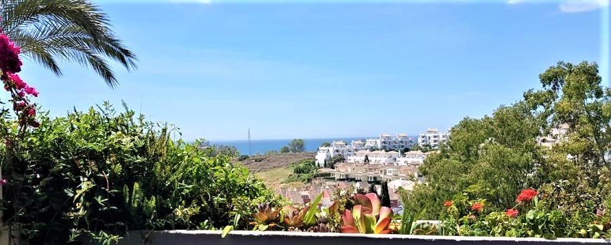 3 BED SEA VIEW APARTMENT CLOSE TO THE BEACH