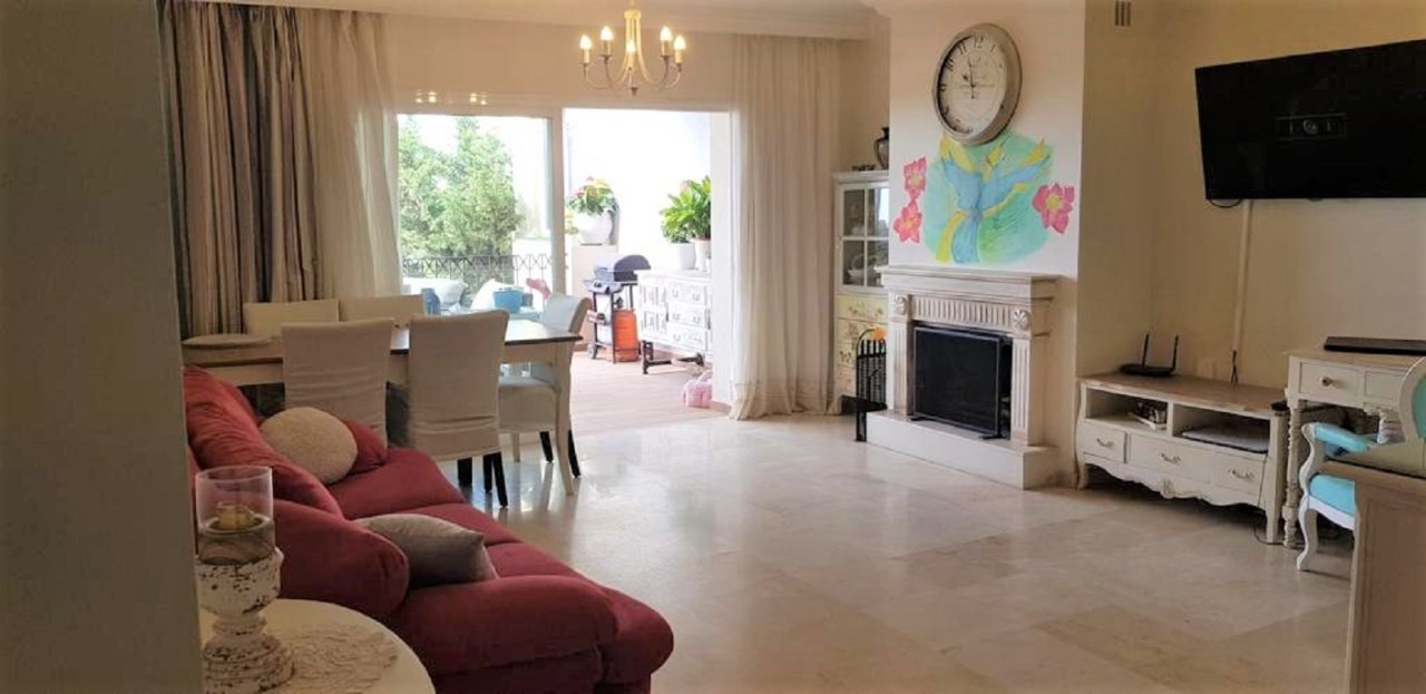 3 BED SEA VIEW APARTMENT CLOSE TO THE BEACH