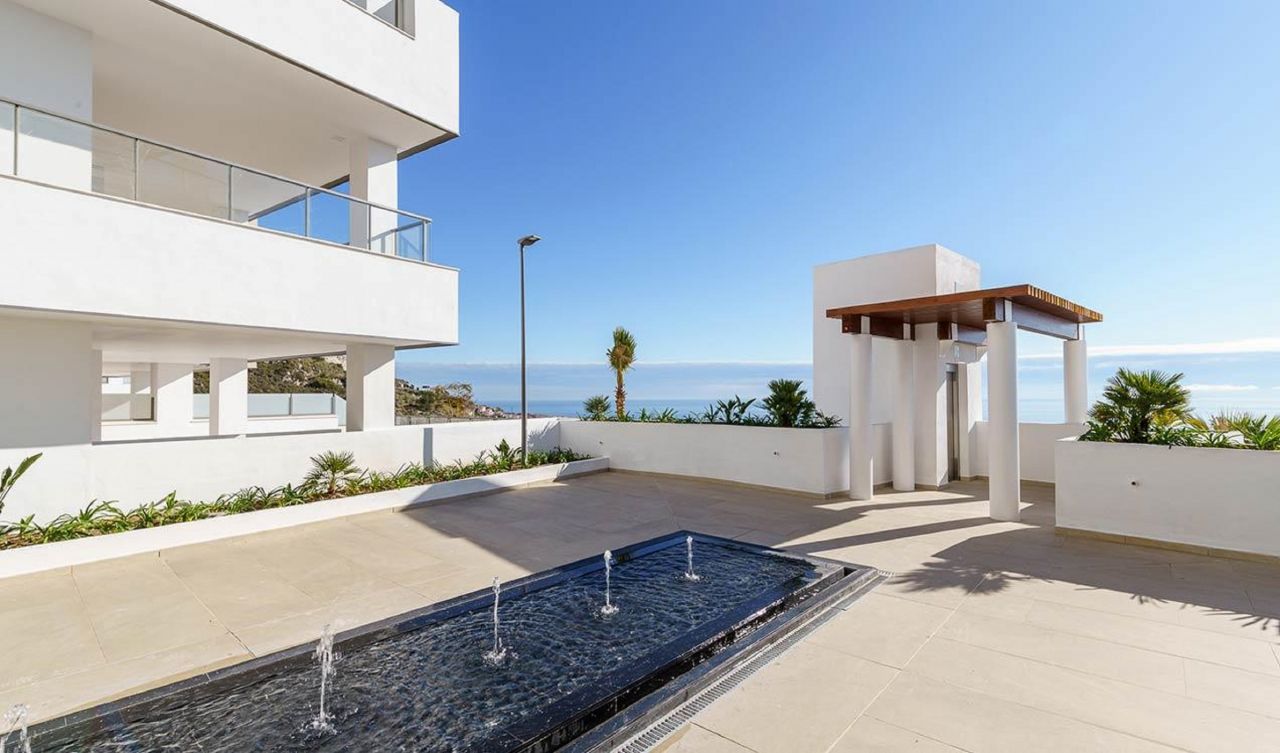 Arroyo de la Miel: Spectacular Apartment with Sea views  